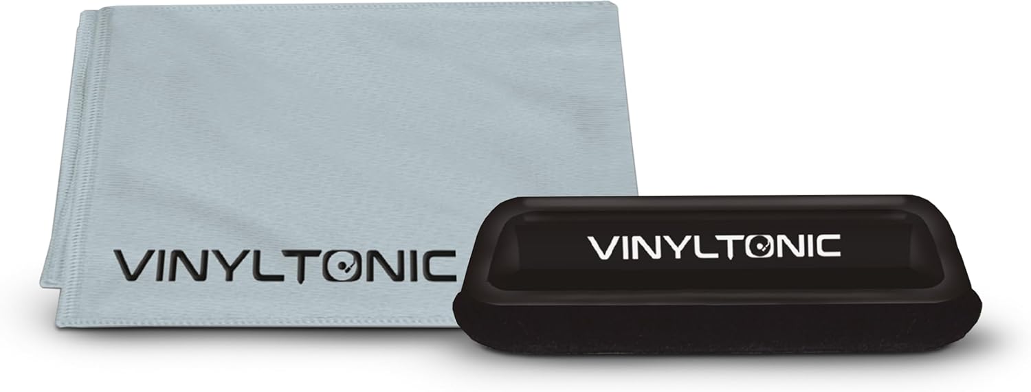 Velvet Brush & Mircofibre Cloth Cleaning Kit By Vinyl Tonic